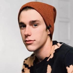 Meet your Posher, Brian